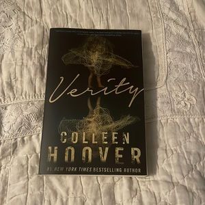 Verity by Colleen Hoover